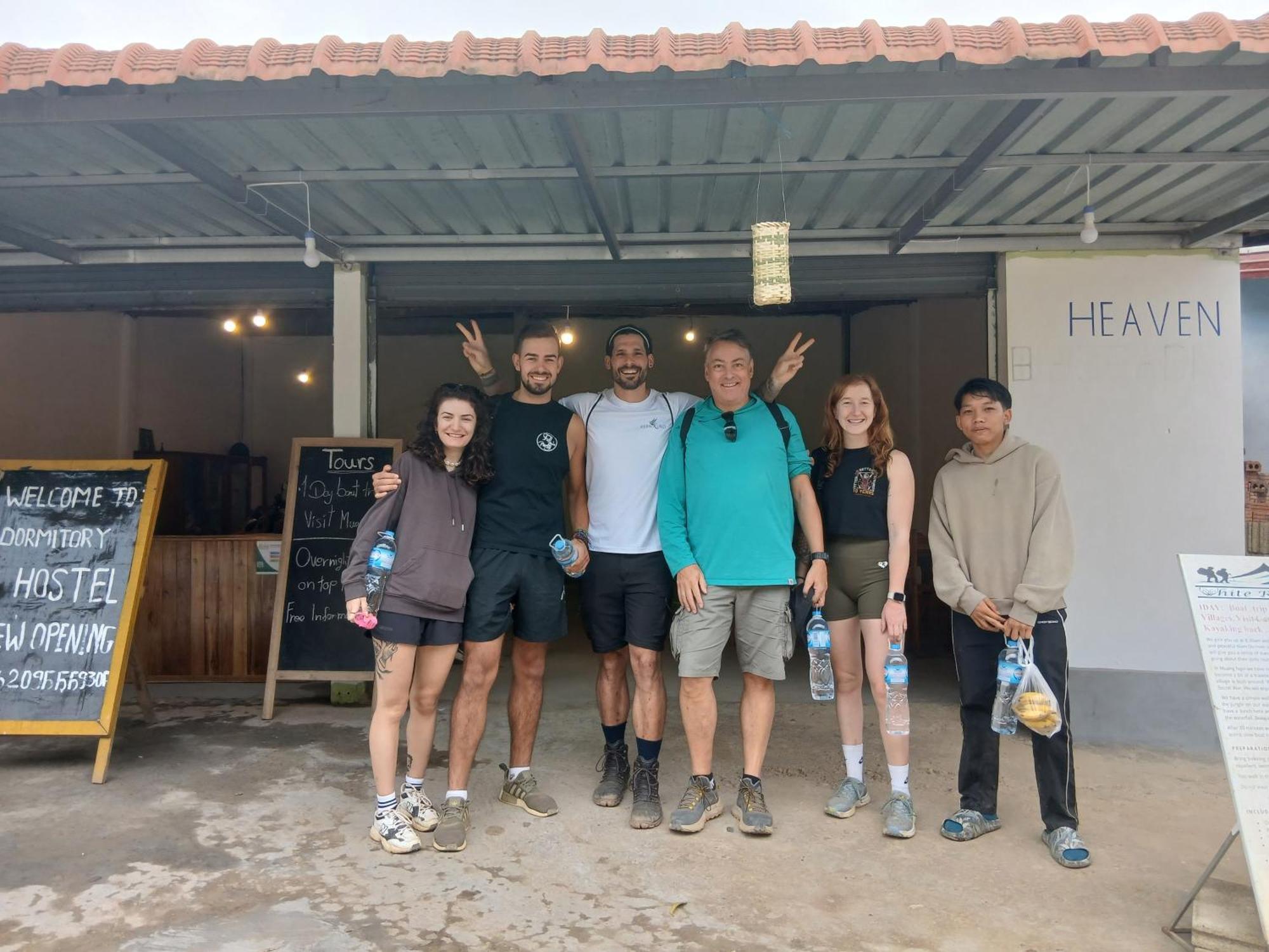 Heaven Backpackers Hostel & Camping Tours Nongkhiaw Exteriör bild